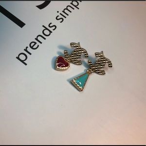Chanel Heart & Triangle Earrings 100% Authentic！